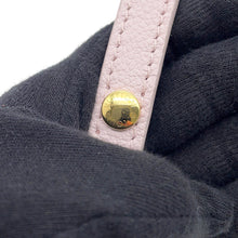 将图像加载到图库查看器中，LOUIS VUITTON LVxTM Marellini Cheeky PinkM13101 Epi Leather
