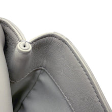 将图像加载到图库查看器中，CHANEL Matelasse Flap Bag GrayAS2976 Lambskin
