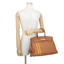 Load image into Gallery viewer, HERMES Birkin Officer Gold/Jaune Ambre Togo Leather Swift Leather Size 35
