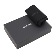 将图像加载到图库查看器中，CHANEL Matelasse Classic Chain Wallet Turnlock Light BlueAP0250 Caviar Leather
