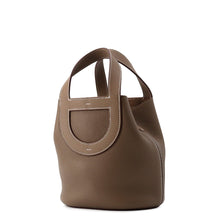 将图像加载到图库查看器中，HERMES in-the-loop Tote Bag Etoupe Taurillon Clemence Swift Leather Size 18
