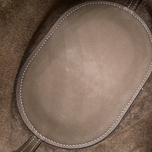 将图像加载到图库查看器中，HERMES in-the-loop Tote Bag Etoupe Taurillon Clemence Swift Leather Size 18
