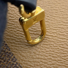 将图像加载到图库查看器中，LOUIS VUITTON Pochette double zip NoirM69203 Monogram Monogram / Giant Reverse
