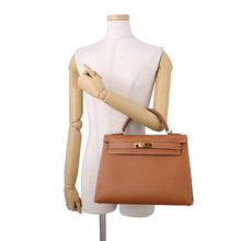 Load image into Gallery viewer, HERMES Kelly Sellier Gold Epsom Size 32
