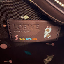 Load image into Gallery viewer, LOEWE Suna Fujita Collaboration Hamster Puzzle Bag HavaneA510P88X40 Leather Size Mini
