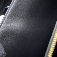 将图像加载到图库查看器中，HERMES Constance to Go Black Epsom
