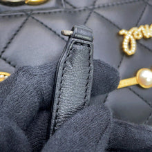 将图像加载到图库查看器中，CHANEL Matelasse Bag Charm Single Flap Chain Shoulder BlackAS2978-B07261-94305 Lambskin Rhinestone Faux Pearl
