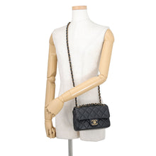 将图像加载到图库查看器中，CHANEL Matelasse Shoulder back BlackAS5098 Caviar Leather Size Mini
