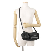 将图像加载到图库查看器中，BALENCIAGA Super Busy Sling Bag Black802227 Arena Lambskin Size Small
