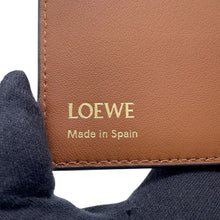 Load image into Gallery viewer, LOEWE Knot Compact Wallet Black/BrownCEM1NCWX01 Shiny Nappa Calf Leather

