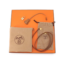 Load image into Gallery viewer, HERMES Kelly Sellier Gold Courchevel Size 32
