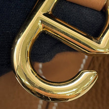 Load image into Gallery viewer, HERMES in-the-loop tote Gold Taurillon Clemence Swift Leather Size 18
