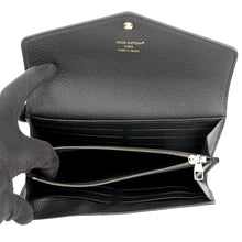 Load image into Gallery viewer, LOUIS VUITTON Portefeuille Sarah Noir/BeigeM80496 Bicolor Monogram Empreinte Leather
