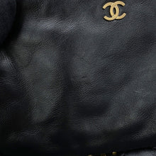 Load image into Gallery viewer, CHANEL CHANEL 22 Double Pocket Haddon Bag BlackAS3260-B17724-94305 Shiny Crumple Calf Leather Size Small
