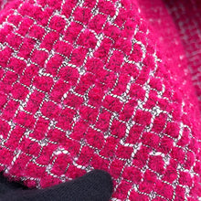 Load image into Gallery viewer, CHANEL CC Logo Tweed Skirt Size 38 Pink/WhiteP73302 V64898 Wool40% Acryl40% Polyester17% Polyamide3%

