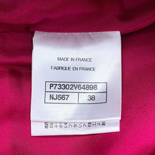 Load image into Gallery viewer, CHANEL CC Logo Tweed Skirt Size 38 Pink/WhiteP73302 V64898 Wool40% Acryl40% Polyester17% Polyamide3%
