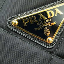 将图像加载到图库查看器中，PRADA Re-Edition 1995 ChainShoulder Bag Black1BG529 Nylon Saffiano LeatherLeather
