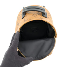 将图像加载到图库查看器中，LOUIS VUITTON Palm Springs Backpack NoirM44872 Monogram Monogram Reverse Canvas Size MINI

