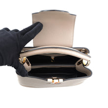 将图像加载到图库查看器中，LOUIS VUITTON Capucines BeigeM24736 Taurillon Leather Size BB
