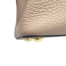 将图像加载到图库查看器中，LOUIS VUITTON Capucines BeigeM24736 Taurillon Leather Size BB
