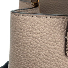将图像加载到图库查看器中，LOUIS VUITTON Capucines BeigeM24736 Taurillon Leather Size BB
