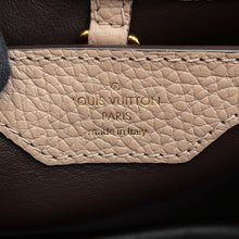 将图像加载到图库查看器中，LOUIS VUITTON Capucines BeigeM24736 Taurillon Leather Size BB
