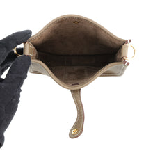 Load image into Gallery viewer, HERMES Evelyne Long Etoupe Taurillon Clemence Size TPM
