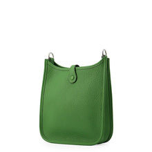 Load image into Gallery viewer, HERMES Evelyne Long Amazon Vert Yucca Taurillon Clemence Size TPM
