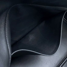 将图像加载到图库查看器中，HERMES Bolide Black Taurillon Clemence Size 31
