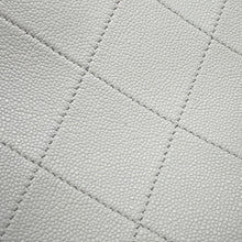将图像加载到图库查看器中，CHANEL Matelasse Classic Shopping Bag WhiteAS5777 Caviar Leather
