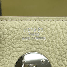 Load image into Gallery viewer, HERMES Lindy Jaune Milton Taurillon Clemence Size 26

