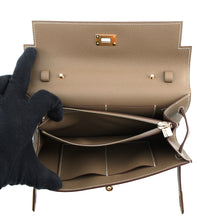 Load image into Gallery viewer, HERMES Kelly wallet long to go Etoupe Epsom
