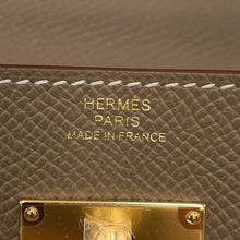 Load image into Gallery viewer, HERMES Kelly wallet long to go Etoupe Epsom
