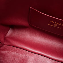 Load image into Gallery viewer, CHANEL Matelasse Strap Clutch Bag GreenAP5227 Lambskin
