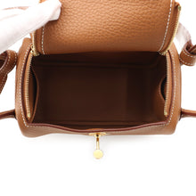 将图像加载到图库查看器中，HERMES Lindy Gold Taurillon Clemence Size Mini
