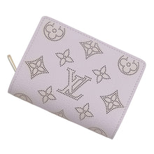 Load image into Gallery viewer, LOUIS VUITTON Portefeuille Clare Misty LilacM26103 Monogram Mahina
