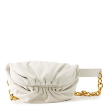 Load image into Gallery viewer, Bottega Veneta The ChainPouch White651445VCP419132 Calf Leather
