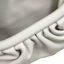 Load image into Gallery viewer, Bottega Veneta The ChainPouch White651445VCP419132 Calf Leather
