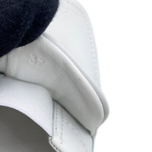 将图像加载到图库查看器中，HERMES Kiddy Sneakers White Leather Size 37
