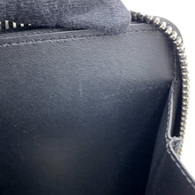 Load image into Gallery viewer, Givenchy Antigona Shoulder White/BlackBKU01WK17F-004 Embossed Leather
