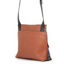 将图像加载到图库查看器中，LOEWE T Messenger Brown/Multicolor Leather Cotton
