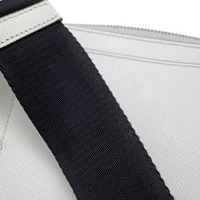 将图像加载到图库查看器中，PRADA Crossbody Bag White2VH156 Leather
