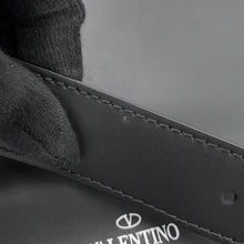 将图像加载到图库查看器中，Valentino Garavani VLTN Logo Crossbody Bag Black/WhiteVY2B0A10WJW Leather
