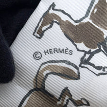 Load image into Gallery viewer, HERMES Twilly horse of freedom White/Vert Deugli/BronzeH063803S Silk100%
