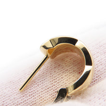 Load image into Gallery viewer, CHANEL Coco Crush Collection EarringJ13710 18K Yellow Gold
