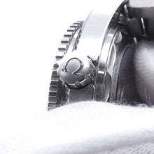 Load image into Gallery viewer, OMEGA Seamaster Planet Ocean600M Co-Axial Master Chronometer Stainless Steel215.30.40.20.01.001
