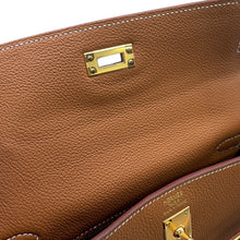 将图像加载到图库查看器中，HERMES Kelly Gold Togo Leather Size 25

