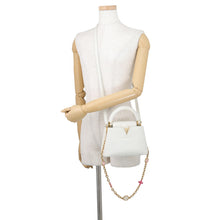 Load image into Gallery viewer, LOUIS VUITTON Capucines WhiteM23718 Taurillon Leather Size MINI
