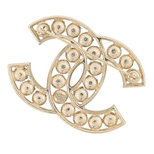 Load image into Gallery viewer, CHANEL CC Logo PearlBrooch Champagne GoldA85331 Metal Faux Pearl Rhinestone
