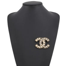 Load image into Gallery viewer, CHANEL CC Logo PearlBrooch Champagne GoldA85331 Metal Faux Pearl Rhinestone
